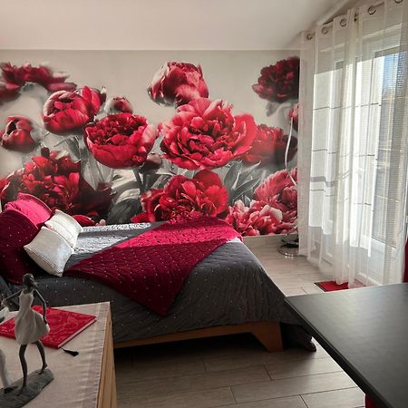 Pivoine Chambre D Hotes Fralignes Exterior foto