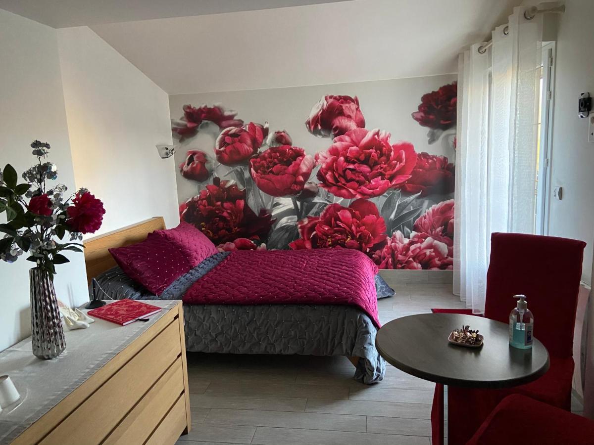 Pivoine Chambre D Hotes Fralignes Exterior foto