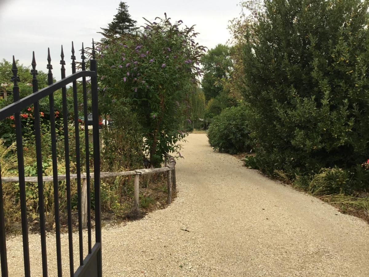 Pivoine Chambre D Hotes Fralignes Exterior foto
